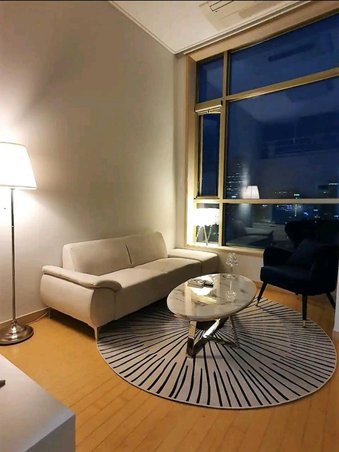 Skyview Duplex House-06 Apartment *